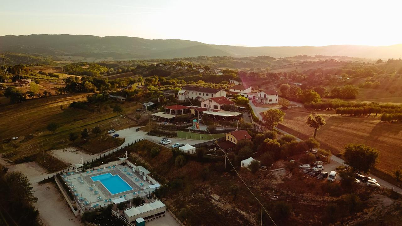 Il Pozzo Country House Collescipoli Екстериор снимка
